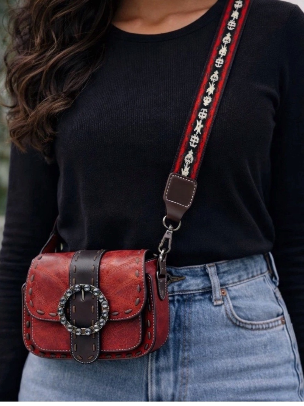 Vintage-Inspired Red Crossbody Bag with Rhinestone Embellished Western Buckle